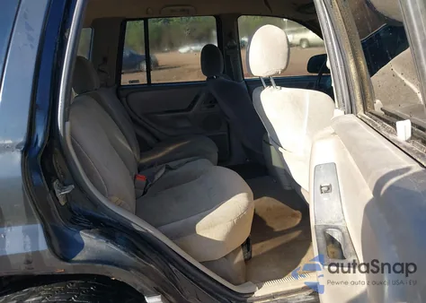 2001 Jeep Grand Cherokee Laredo z USA, uszkodzony, nr VIN 1J4GW48S61C515900